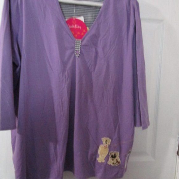 Quacker Factory Tops - VINTAGE QUACKER FACTORY 3/4 SLEEVE PURPLE TOP WITH DOGS SIZE 1X